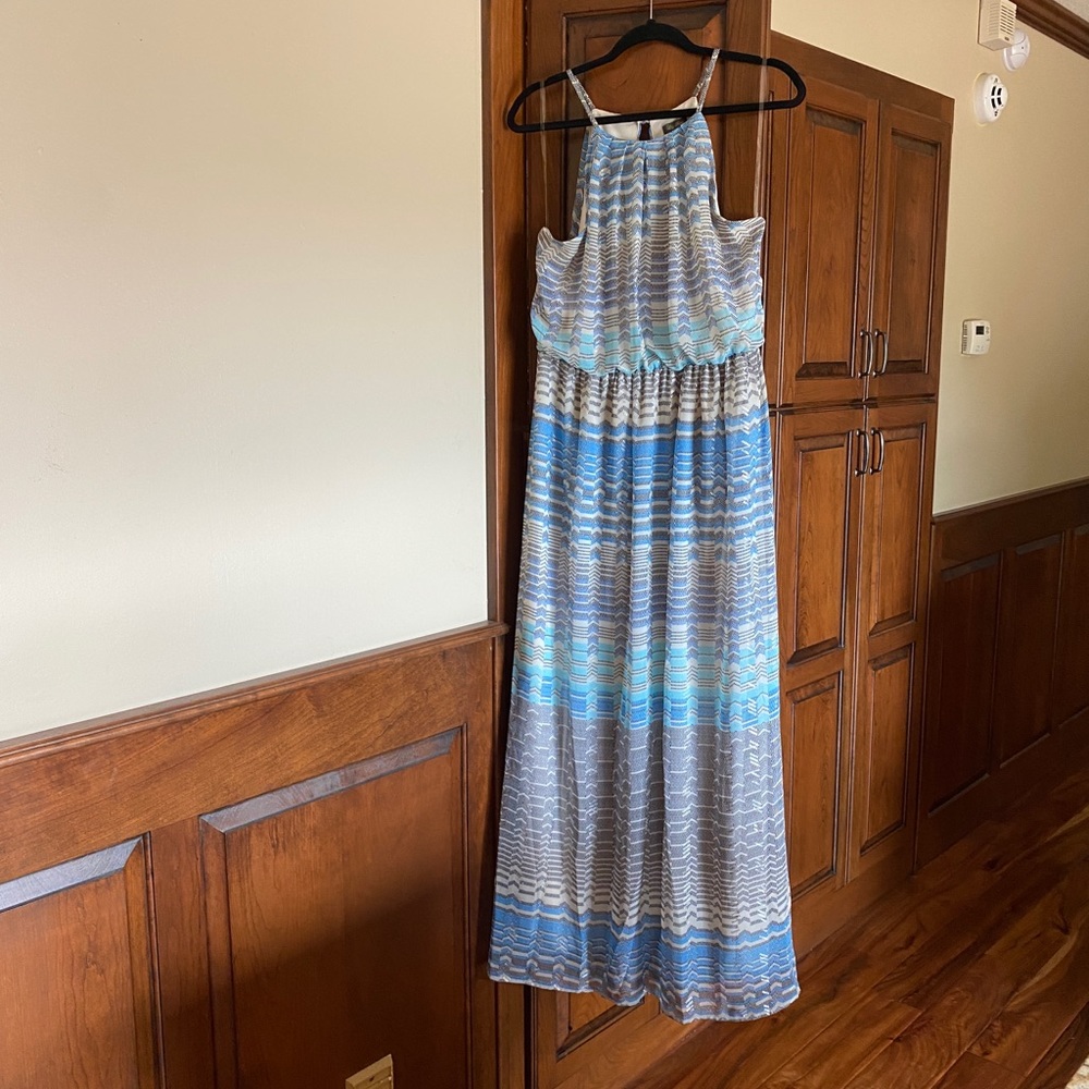 Sleeveless Maxi Dress